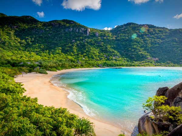 1 Top 5 Beaches in Nha Trang By Simon Dannhauer