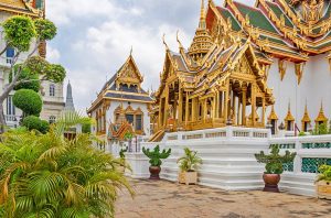 thailand bangkok exploring grand palace visitors guide aphorn phimok prasat 1