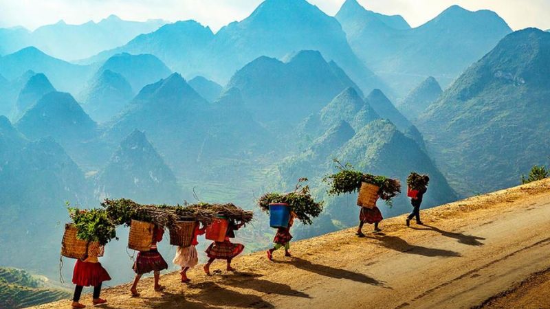 Scenic stops and cultural highlights make the Ha Giang Loop tour unforgettable
