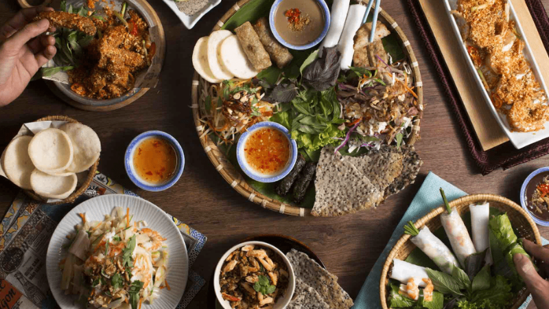 Top 6 Must-Try Hanoi Food Tour Experiences for an Unforgettable Culinary Journey 2 Hanoi food tour: Taste your way through tradition, one delicious bite at a time