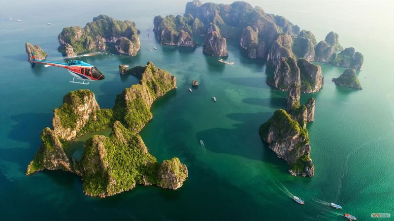 Top 10 Most Outstanding Vietnam Northern Travel Destinations You Cannot Miss! 3 Vietnam Northern Travel highlight: Ha Long Bay’s stunning limestone islands and emerald waters