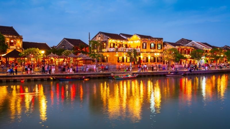 Hoi An attractions - A must-visit travel destination 4 200-year-old Tan Ky Ancient House with Vietnamese, Chinese, and Japanese architectural blend